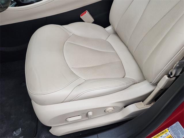 used 2019 Buick Envision car, priced at $11,000