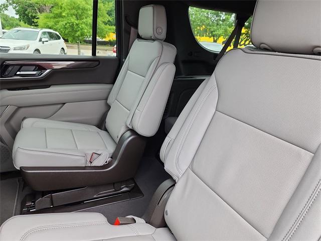 new 2025 GMC Yukon XL car, priced at $76,603