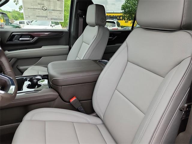 new 2025 GMC Yukon XL car, priced at $76,603