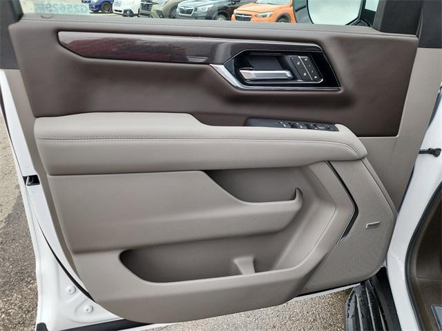 new 2025 GMC Yukon XL car, priced at $75,603