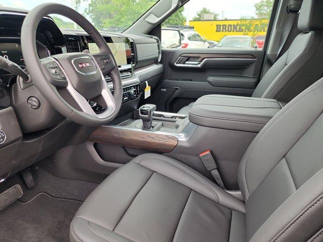 new 2025 GMC Sierra 1500 car, priced at $55,325