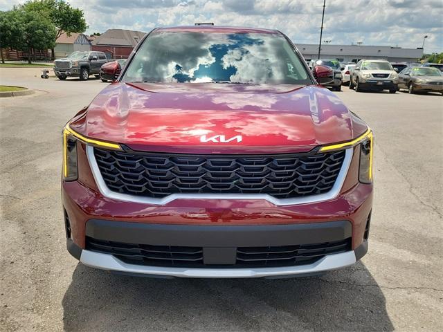 new 2025 Kia Sorento car, priced at $30,024