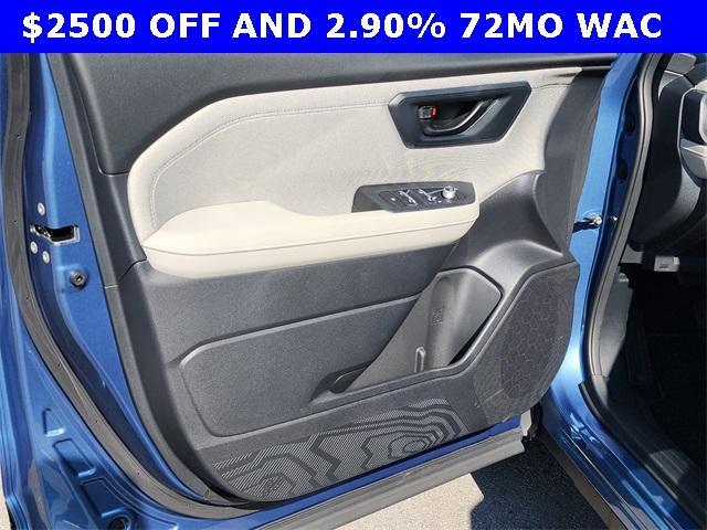 new 2025 Subaru Forester car, priced at $33,671
