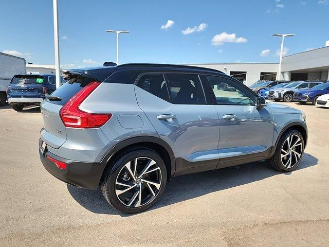 used 2022 Volvo XC40 car, priced at $29,000