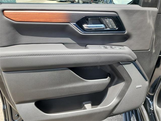 new 2025 GMC Yukon car, priced at $90,328