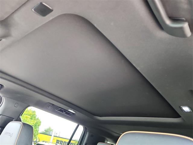 used 2022 GMC Yukon XL car, priced at $45,500