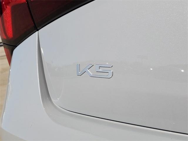 new 2025 Kia K5 car, priced at $31,121