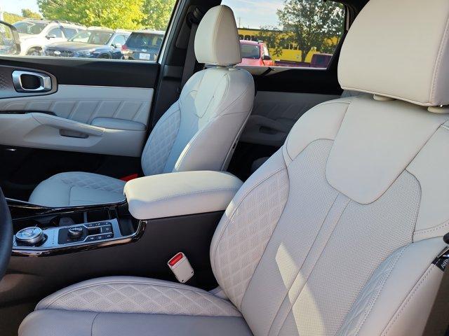 new 2026 Kia Sorento Plug-In Hybrid car, priced at $50,702