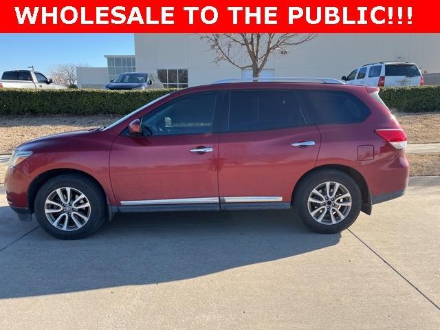 used 2013 Nissan Pathfinder car, priced at $8,000