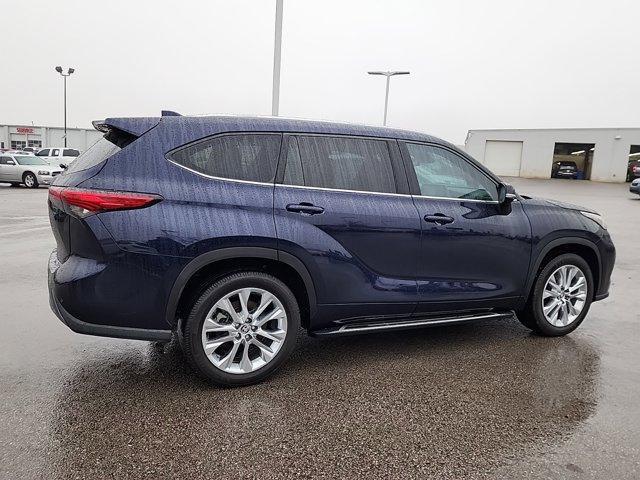 used 2020 Toyota Highlander car, priced at $33,000