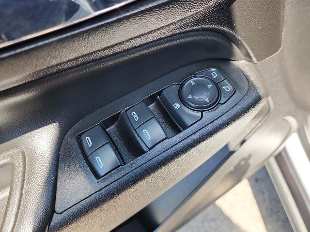 used 2022 Chevrolet Equinox car, priced at $17,500