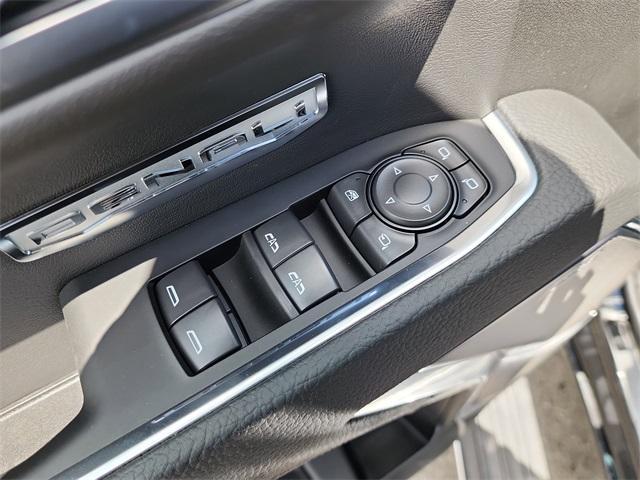 new 2025 GMC Sierra 1500 car, priced at $68,250