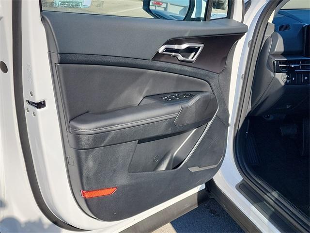 new 2026 Kia Sportage car, priced at $33,980