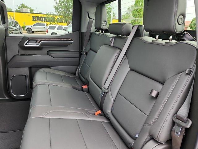 new 2025 GMC Sierra 1500 car, priced at $53,175
