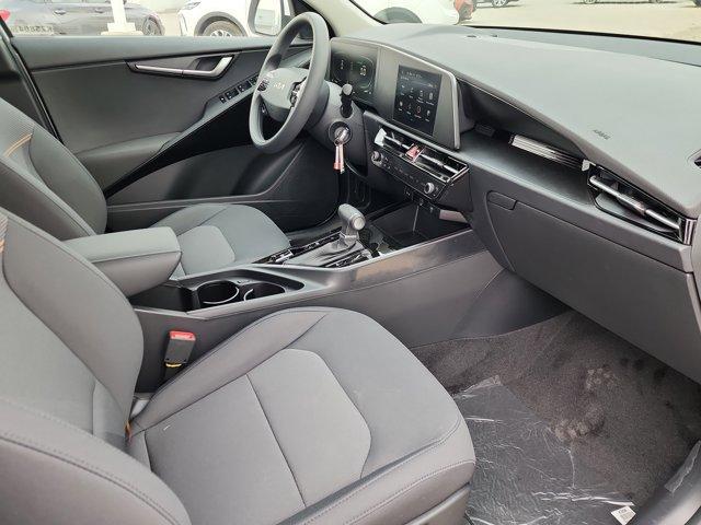 new 2025 Kia Niro car, priced at $26,610