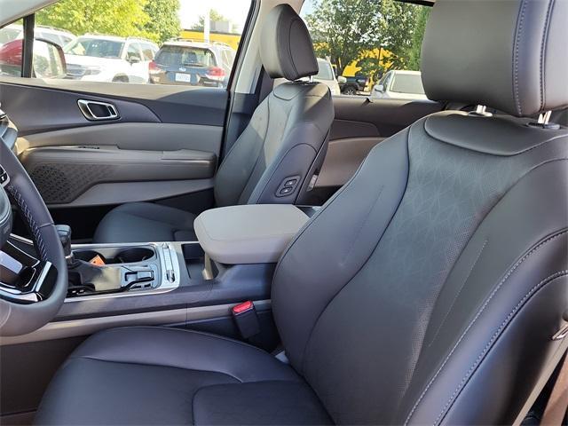 new 2026 Kia Carnival car, priced at $45,790