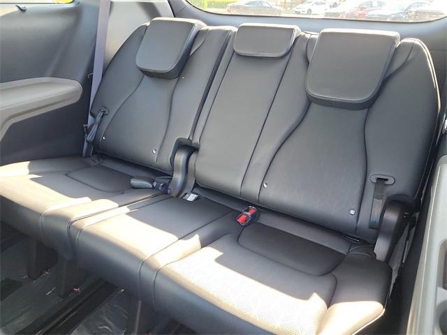 new 2026 Kia Carnival car, priced at $45,790