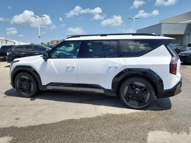 new 2026 Kia EV9 car, priced at $59,985