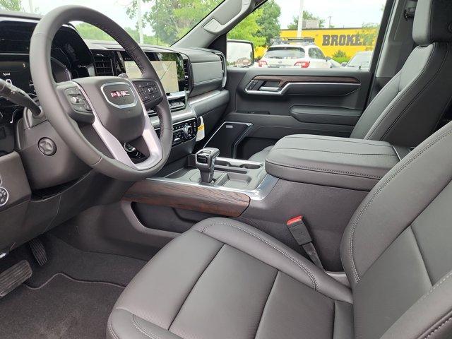 new 2025 GMC Sierra 1500 car, priced at $55,820