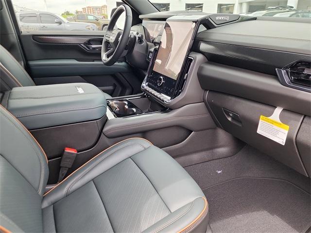 new 2025 GMC Yukon XL car, priced at $89,595
