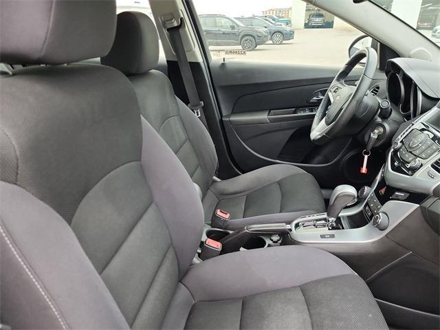 used 2014 Chevrolet Cruze car, priced at $8,000