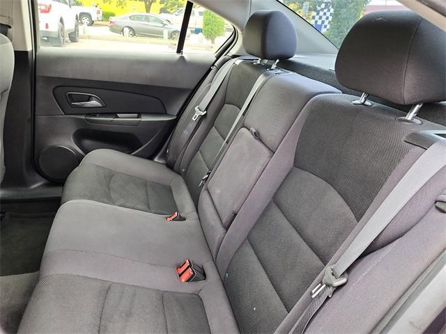 used 2014 Chevrolet Cruze car, priced at $8,000