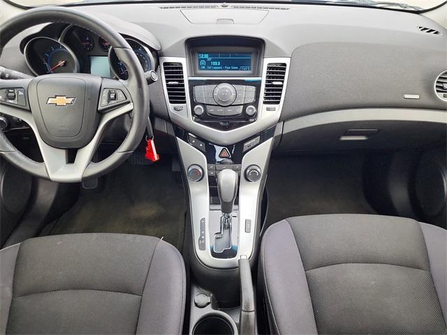 used 2014 Chevrolet Cruze car, priced at $8,000