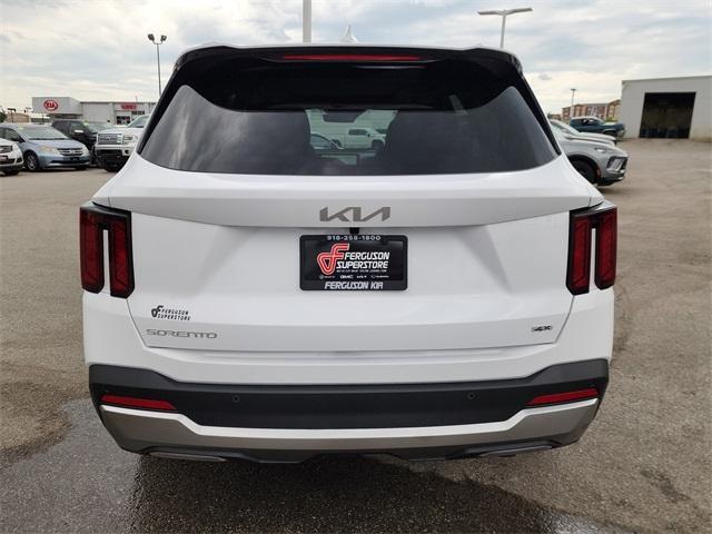 new 2025 Kia Sorento car, priced at $38,630