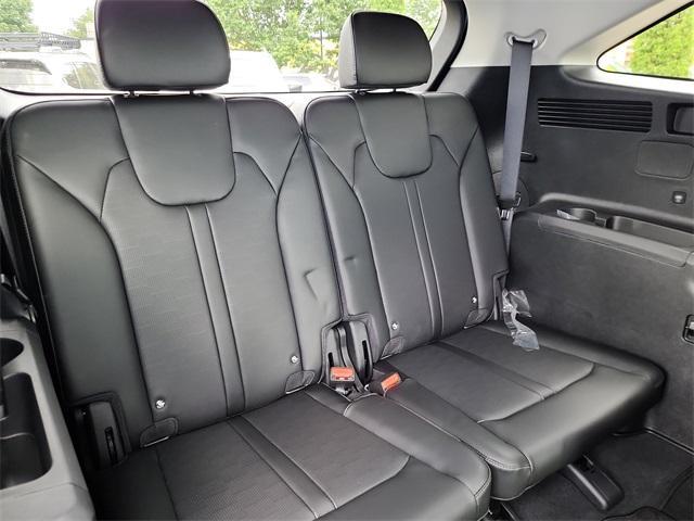 new 2025 Kia Sorento car, priced at $38,630
