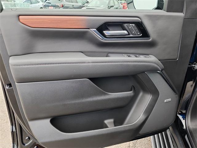 new 2025 GMC Yukon car, priced at $92,027