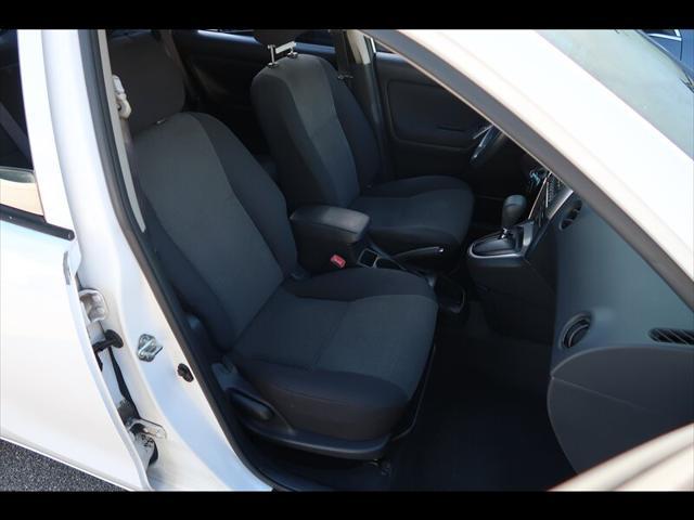 used 2004 Toyota Matrix car, priced at $4,900