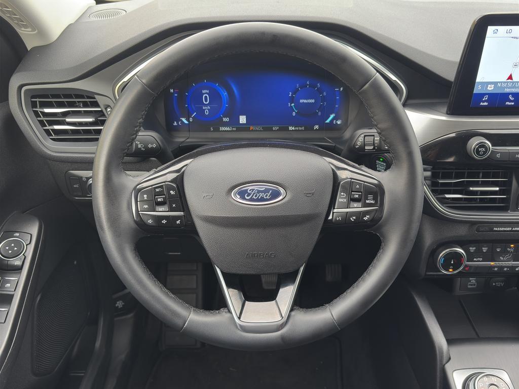 used 2022 Ford Escape car, priced at $25,892