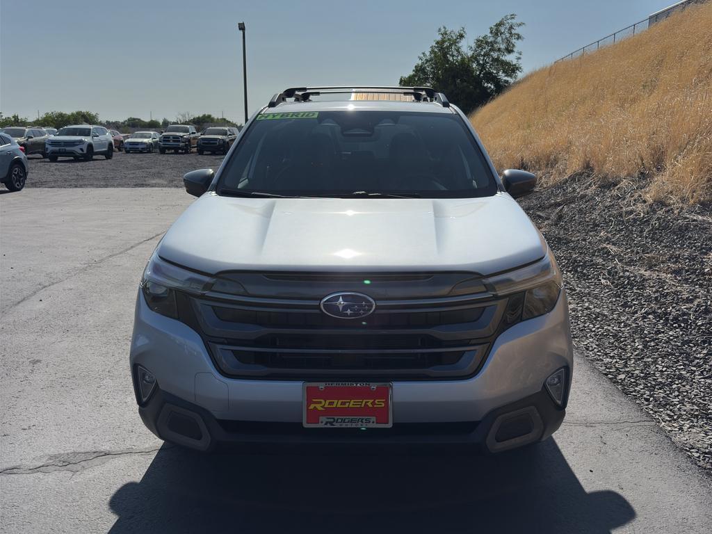 new 2025 Subaru Forester Hybrid car