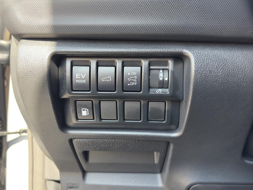 new 2025 Subaru Forester Hybrid car