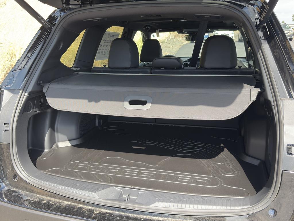 new 2025 Subaru Forester car, priced at $39,661