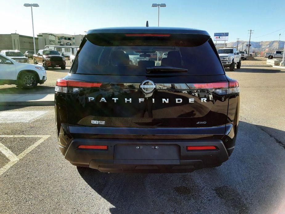 new 2024 Nissan Pathfinder car, priced at $39,920