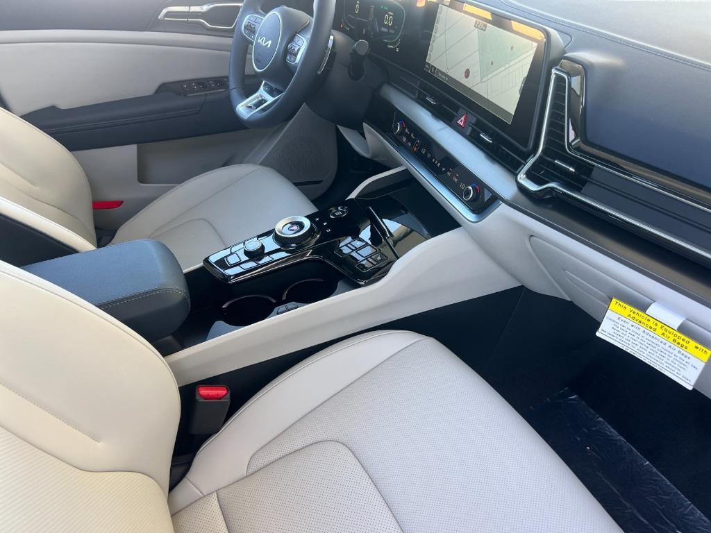 new 2025 Kia Sportage Hybrid car, priced at $35,735
