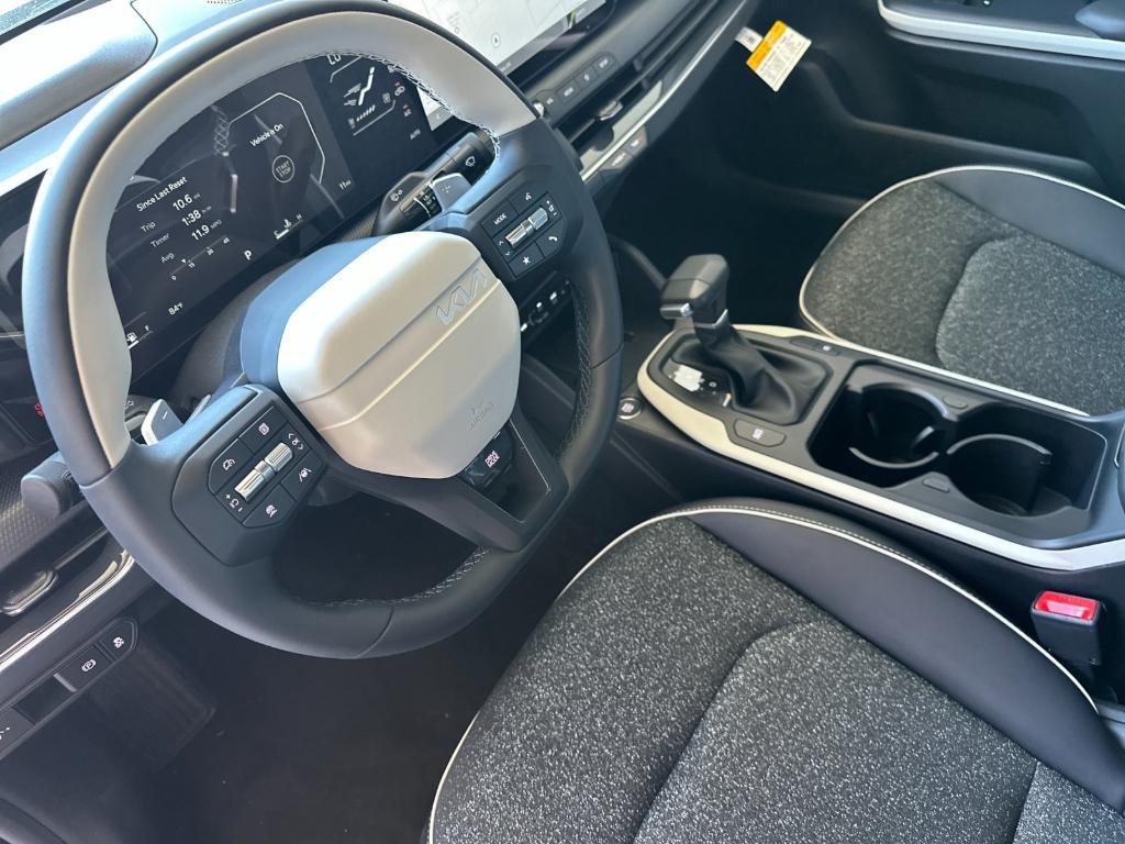 new 2025 Kia K4 car, priced at $26,365