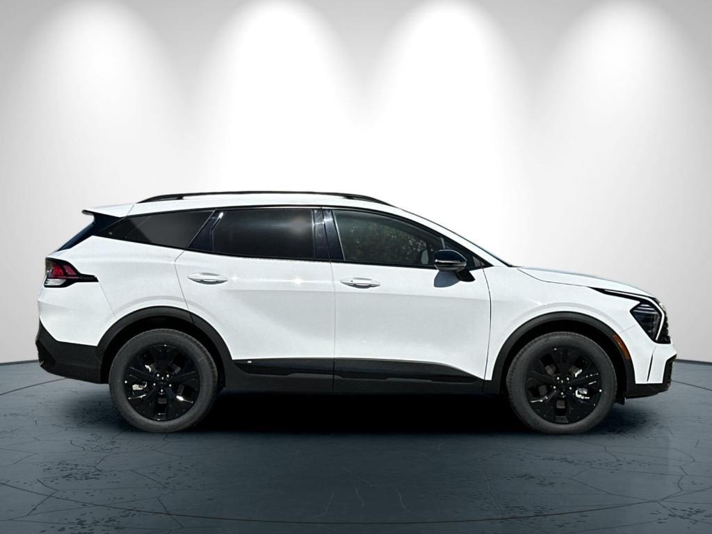 new 2025 Kia Sportage car, priced at $35,685