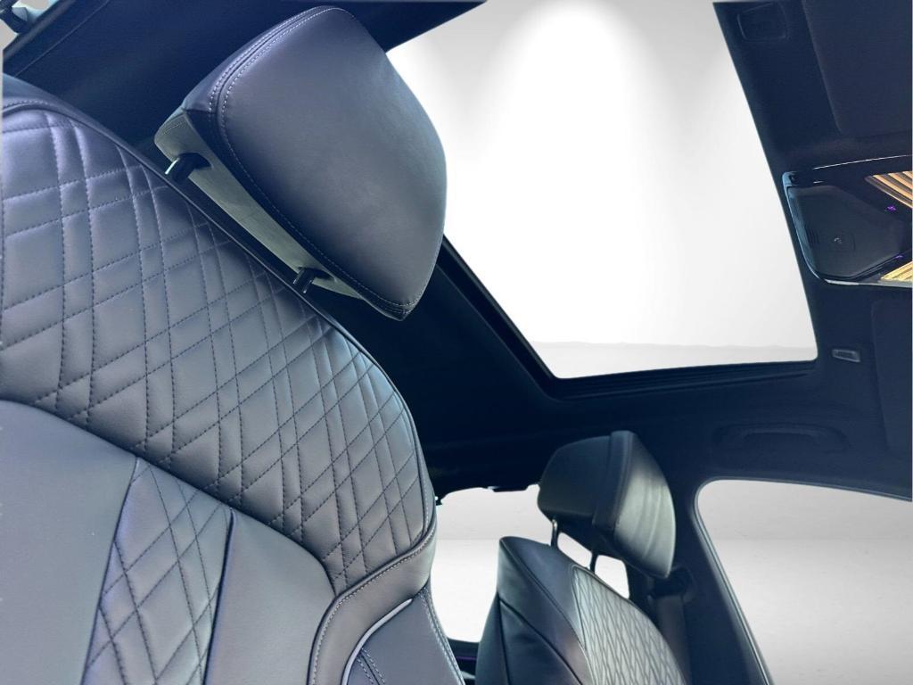 used 2018 BMW M550 car, priced at $31,995
