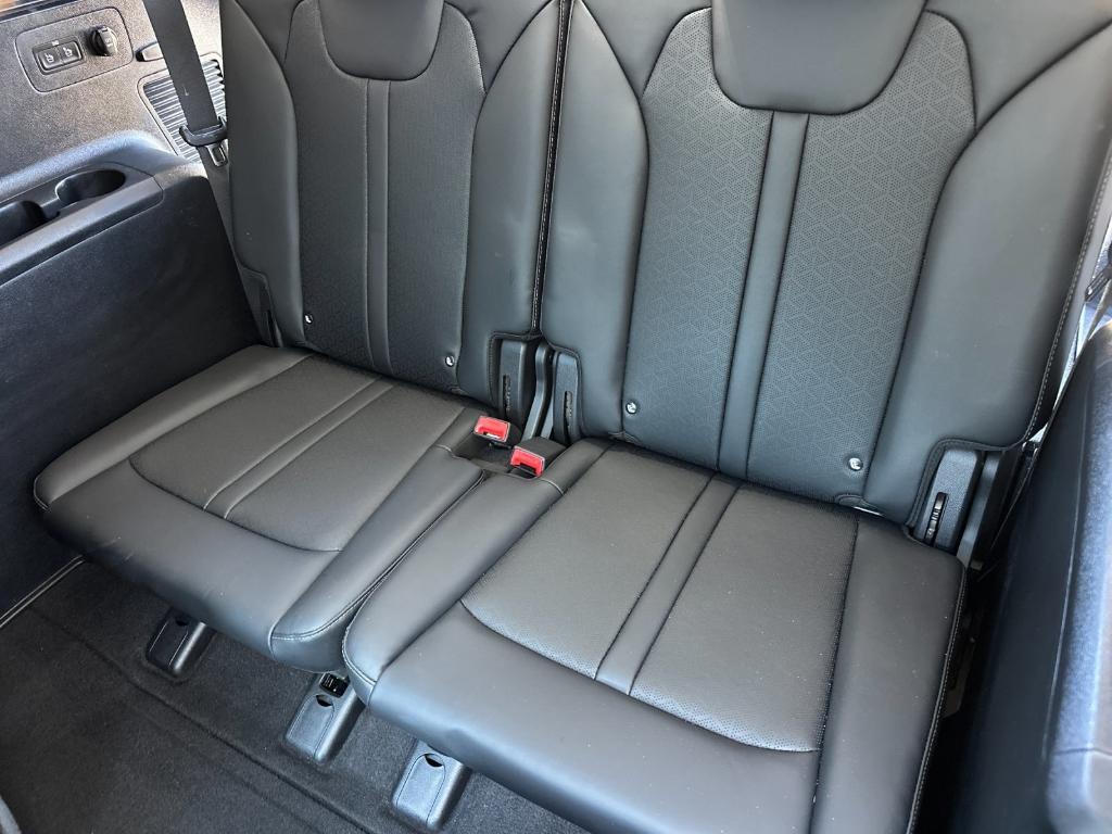 used 2022 Kia Sorento Hybrid car, priced at $23,777