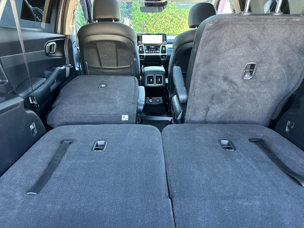 used 2022 Kia Sorento Hybrid car, priced at $23,777