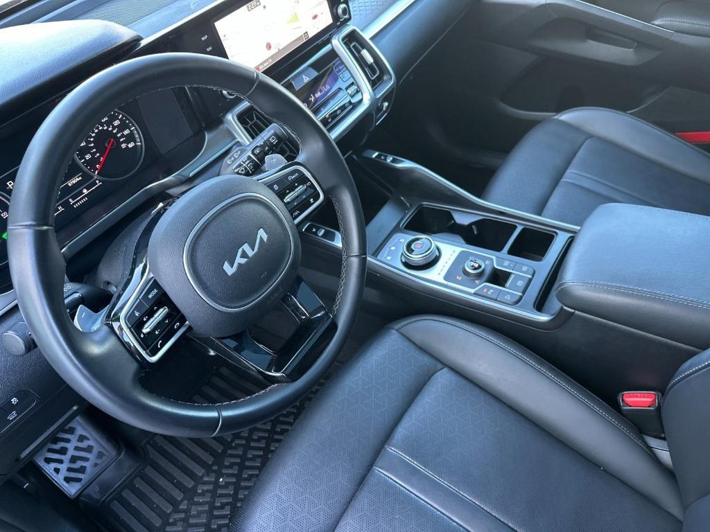 used 2022 Kia Sorento Hybrid car, priced at $23,777
