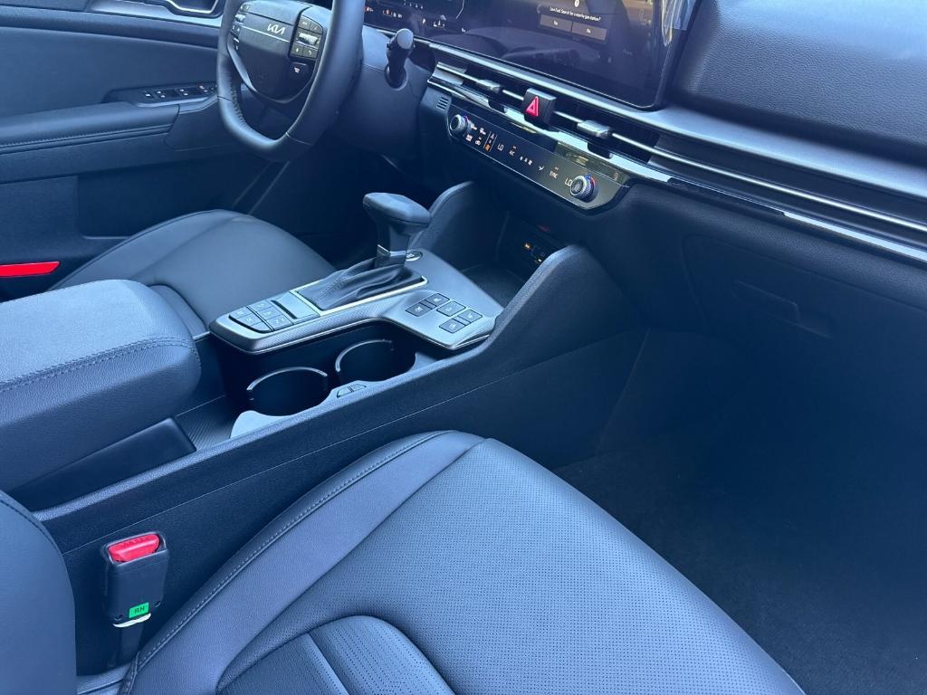 new 2026 Kia Sportage car, priced at $40,160