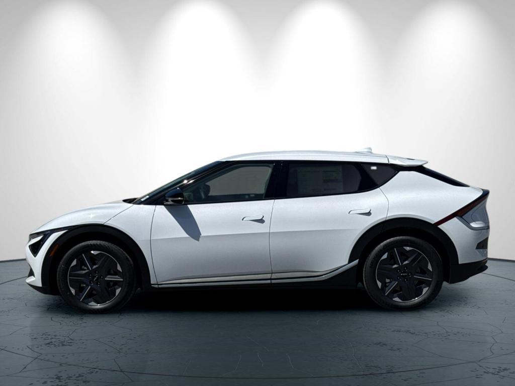 new 2025 Kia EV6 car, priced at $48,375