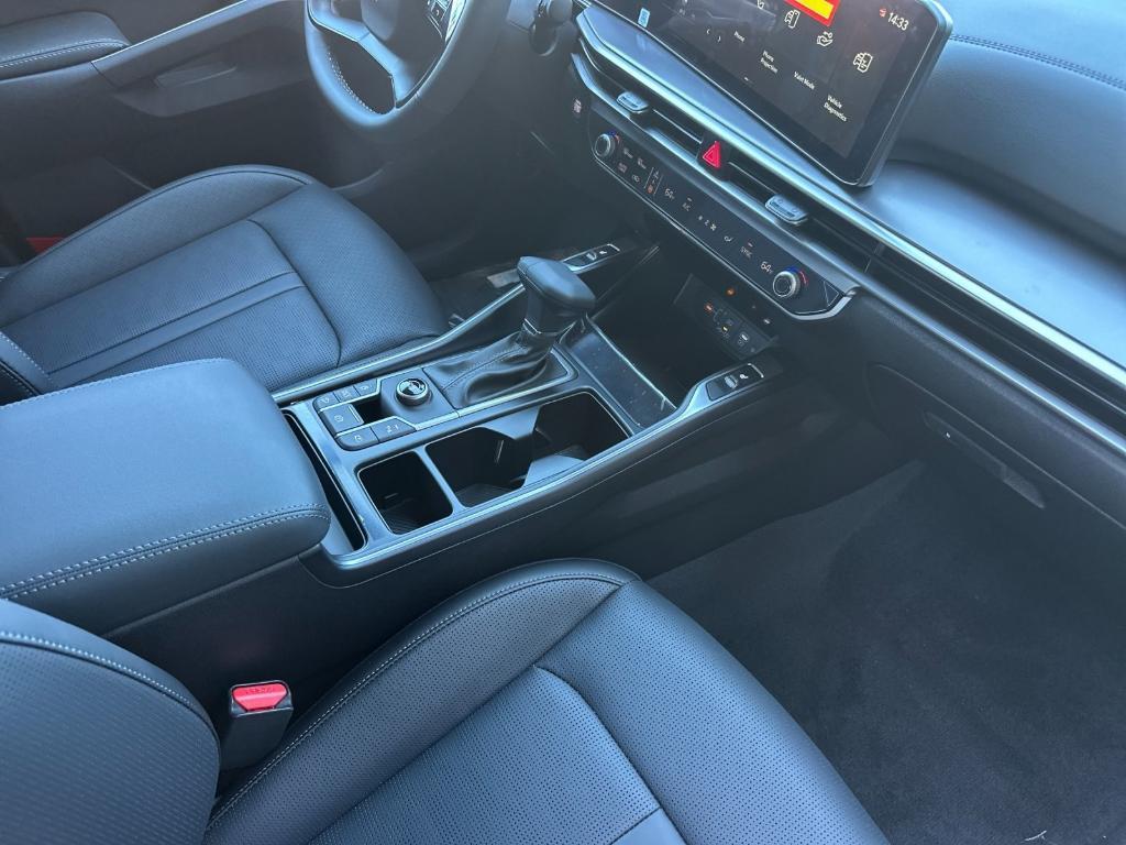 new 2026 Kia Sorento car, priced at $37,265