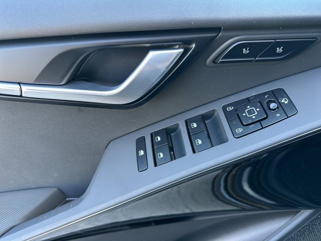 new 2025 Kia Niro EV car, priced at $46,170