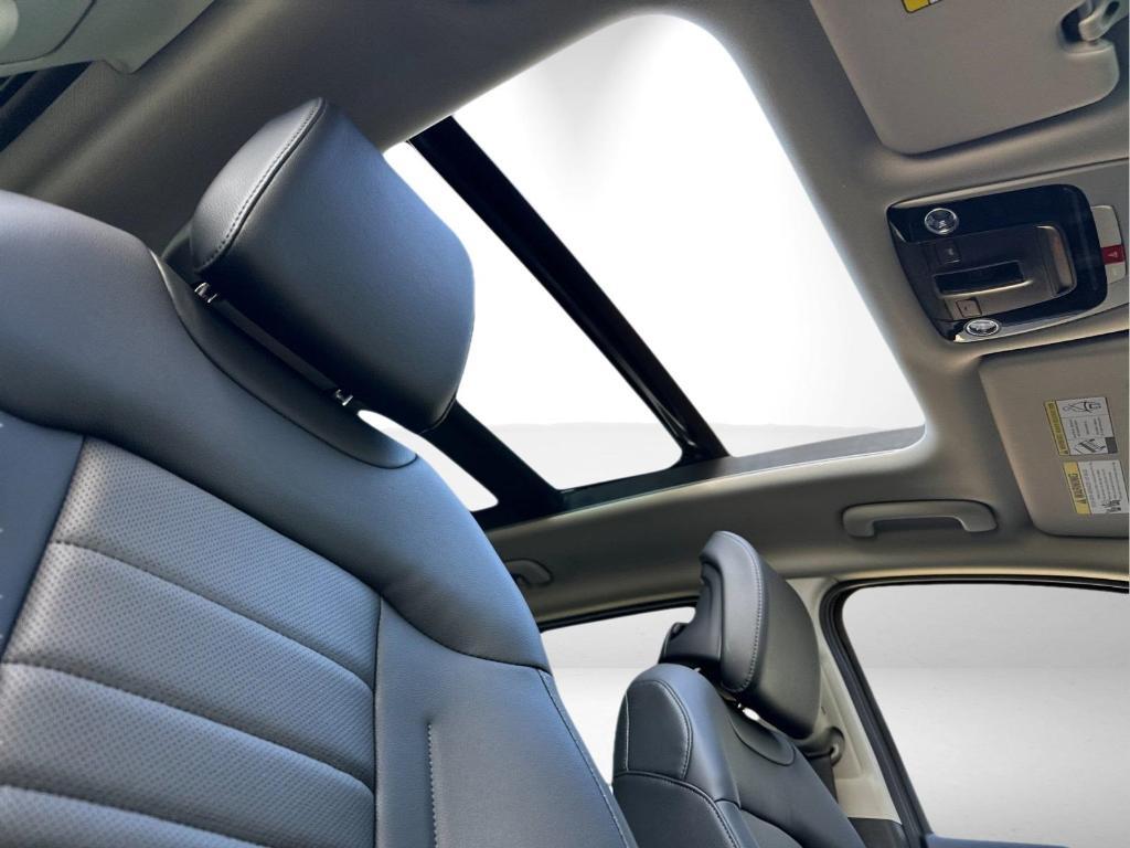 new 2025 Kia Sportage Hybrid car, priced at $39,955