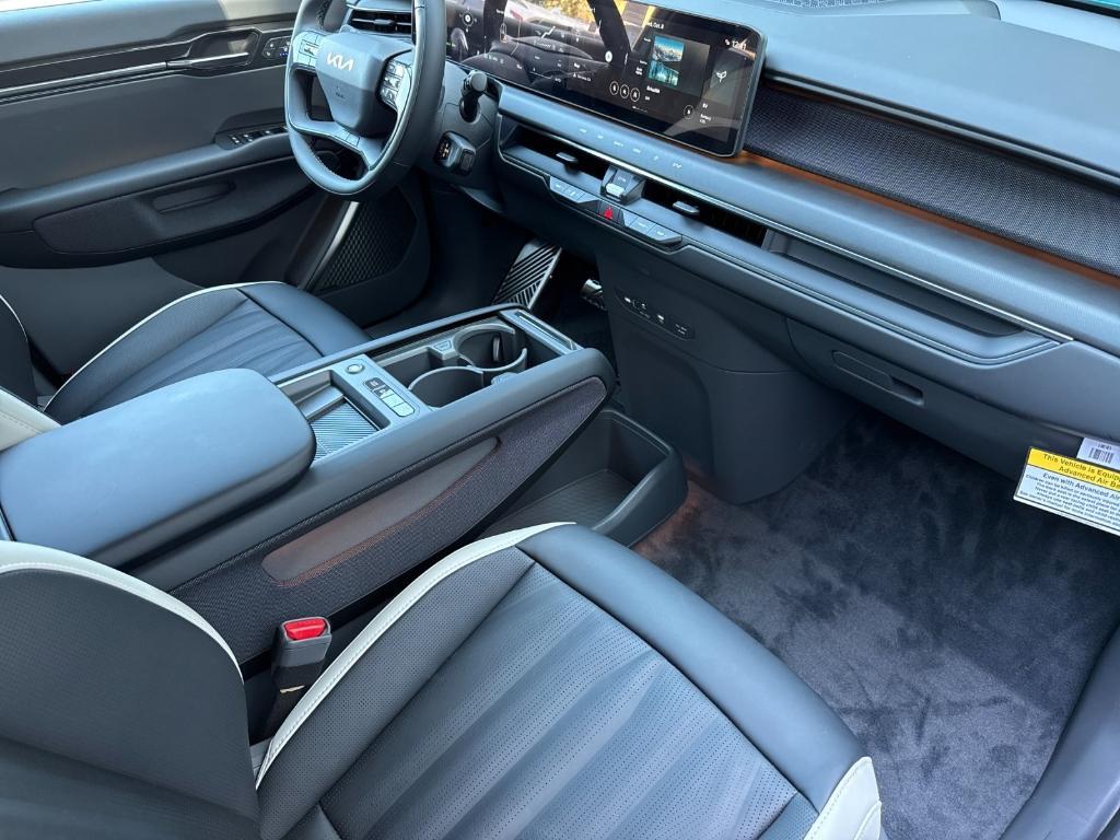 new 2026 Kia EV9 car, priced at $74,430