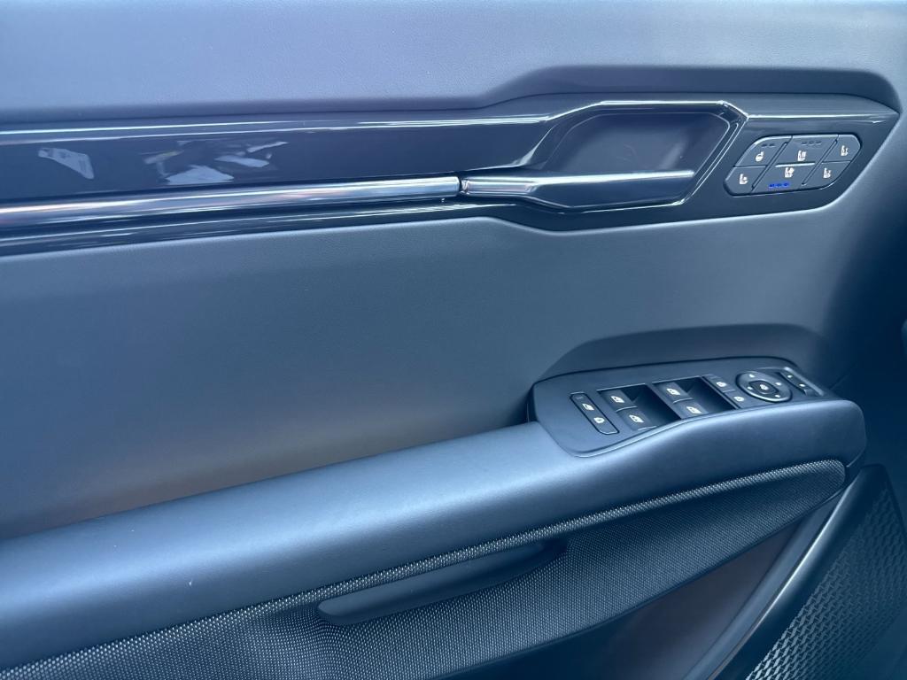new 2026 Kia EV9 car, priced at $74,430